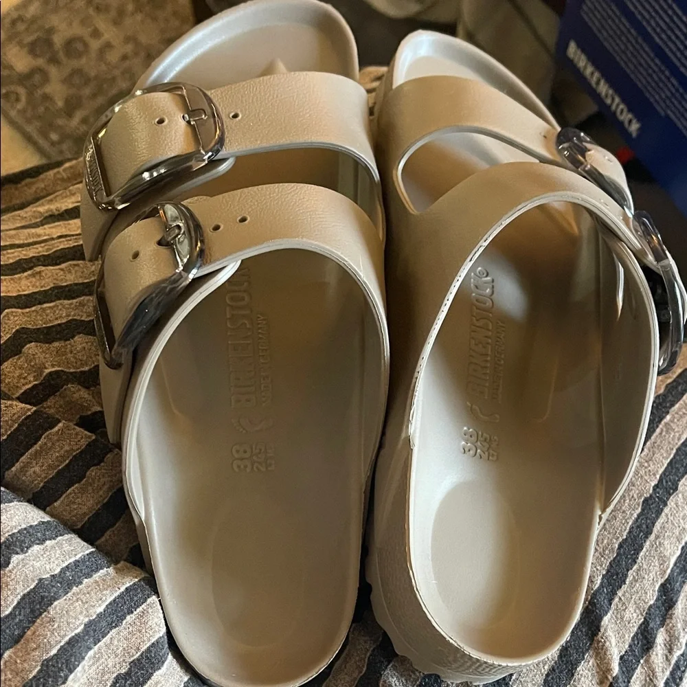 Birkenstock Arizona Sandals in Gray Taupe - Picture 4 of 4